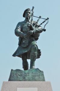 Statue Piper Bill Millin