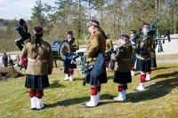 2022 - Cimetière de Guillerval - Pipe band à l'arrêt